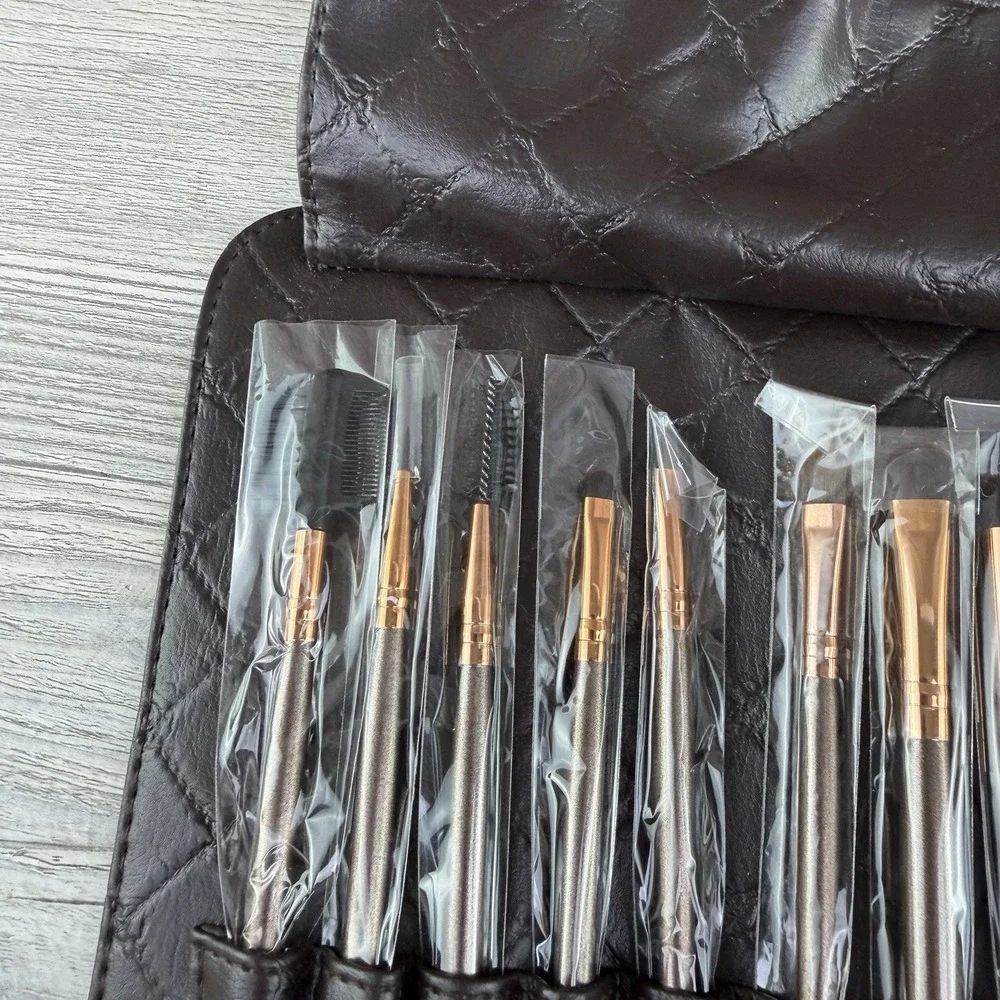 BH Cosmetics 15 Piece Makeup Brush Set w/ Brown Travel Case Rose Gold